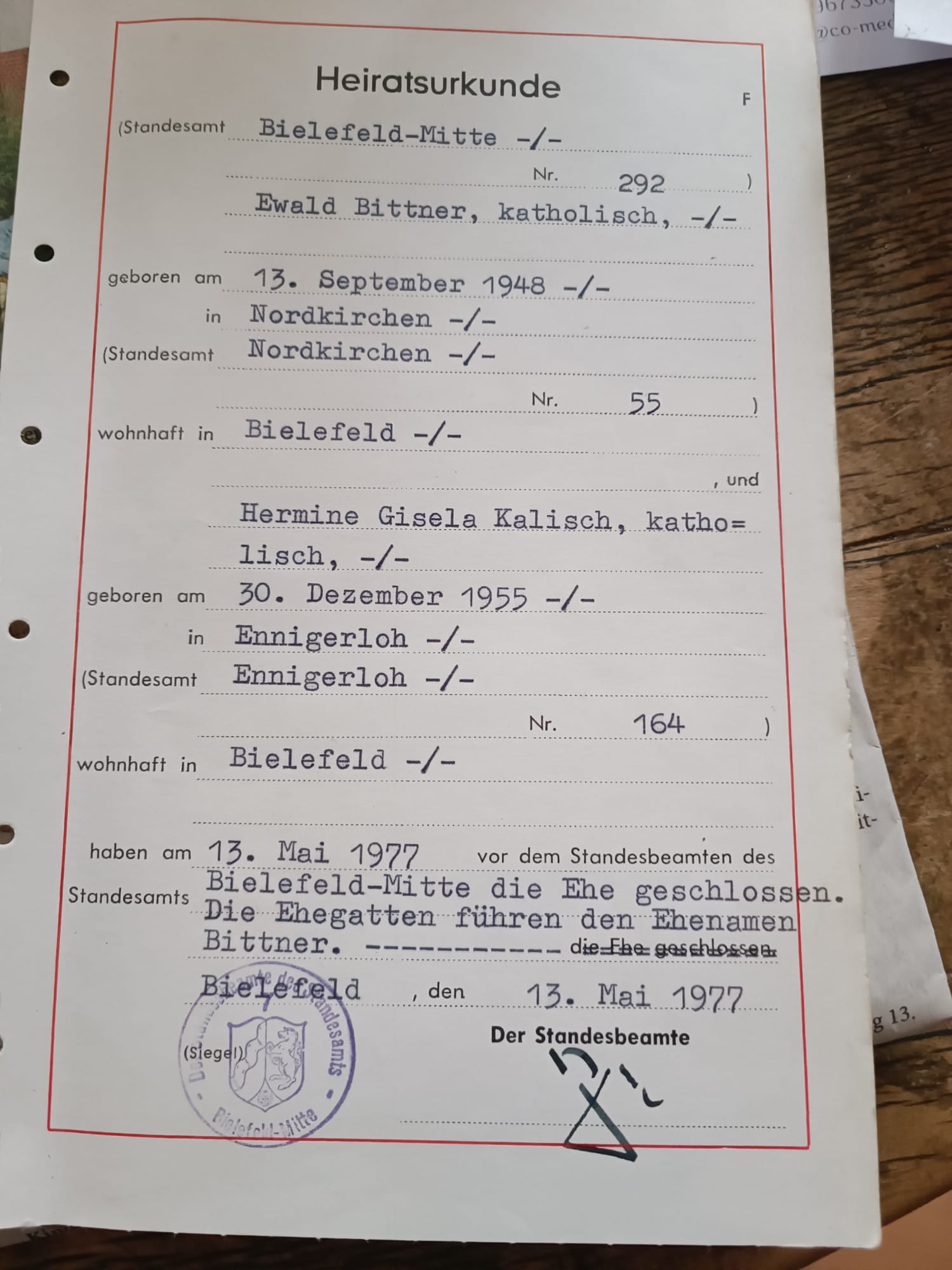 Heiratsurkunde: Als das Standesamt Bielefeld noch im Spiegelshof untergebracht war, heute befindet sich dort das "namu".